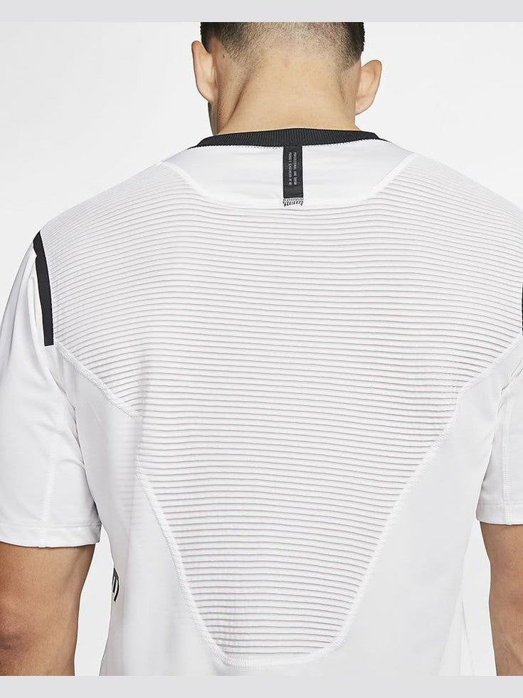 Men’s Sports Round Neck T-Shirt – Quick Dry, Lightweight, Breathable Activewear Tee for Gym, Running & Training